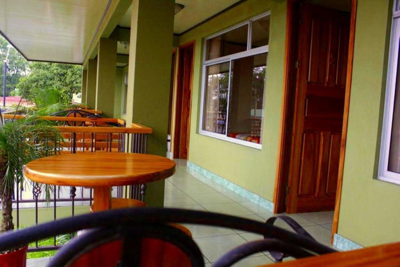 Fas Bnb & Off Site Thermal Resort La Fortuna Esterno foto